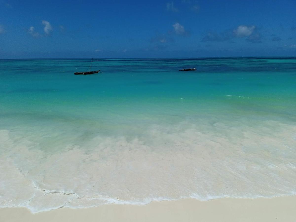 Beachfront Villa Ladha Ya Zanzibar Jambiani  Exterior photo