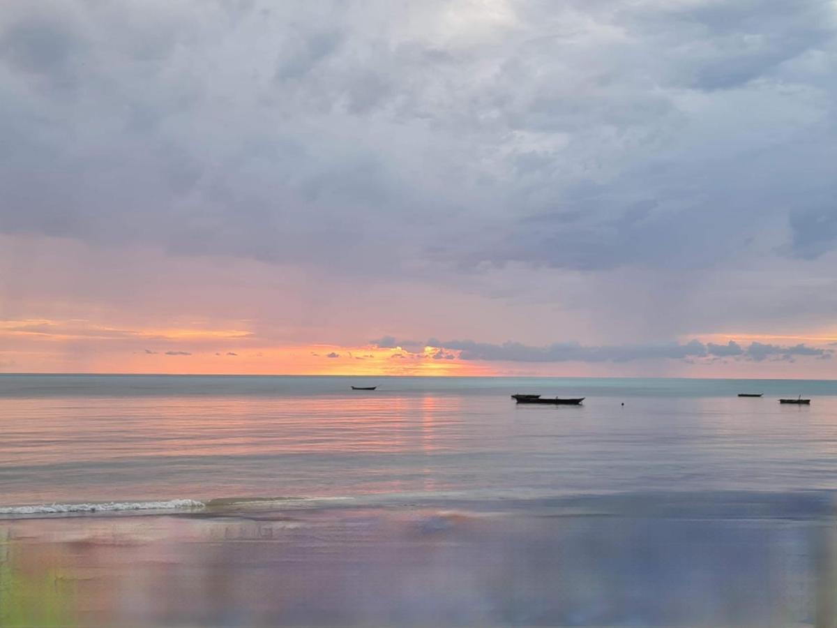 Beachfront Villa Ladha Ya Zanzibar Jambiani  Exterior photo