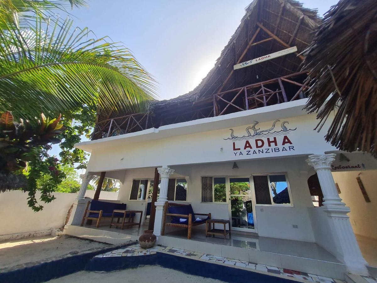 Beachfront Villa Ladha Ya Zanzibar Jambiani  Exterior photo