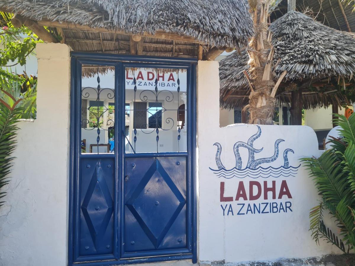 Beachfront Villa Ladha Ya Zanzibar Jambiani  Exterior photo